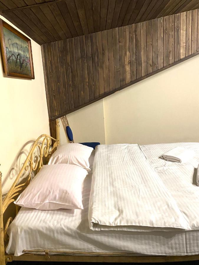 Квартира В Центрі На Вулиці Лесі Українки 19 리비프 외부 사진